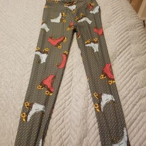 Lularoe roller skate legging